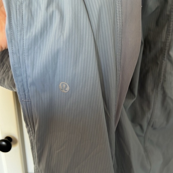 NWT Lululemon dance studio MR crop - Picture 12 of 12